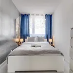 Rentplanet - Popowicka Apartmán *